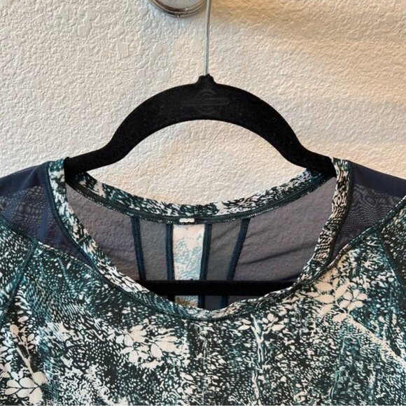 LULULEMON Seek The Heat Short Sleeve Shirt - Picture 2 of 6